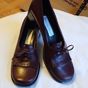 Aigner “Stafford” burgundy